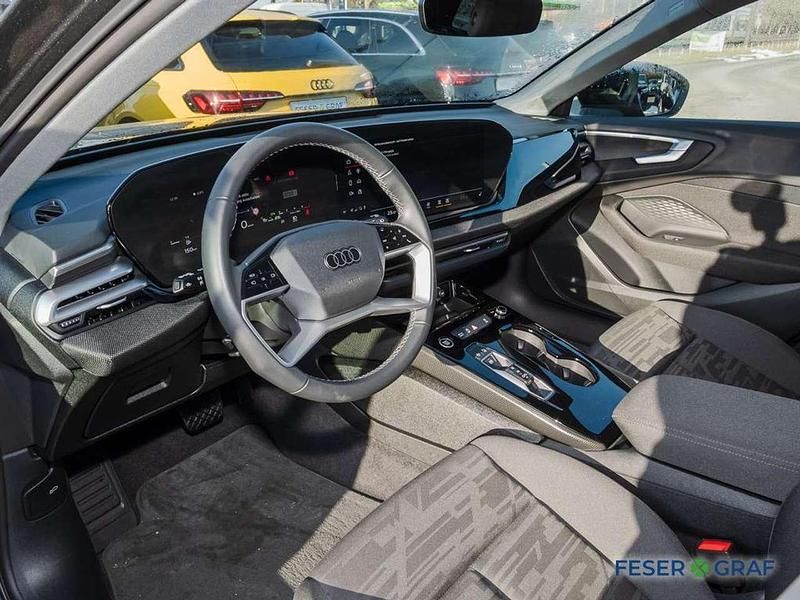 Gebraucht Audi A5 Ambiente 150 PS (110 kW) 2025 Daytonagrau perleffekt Kombi