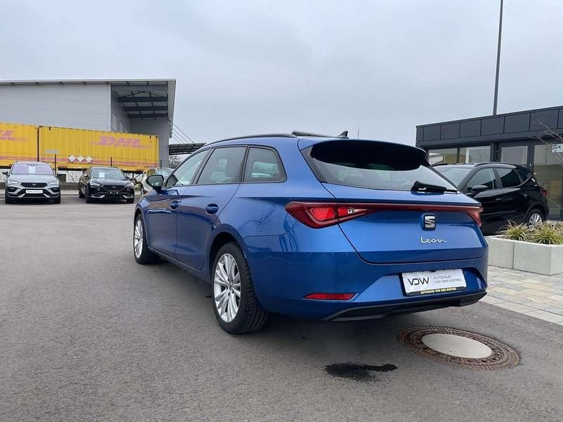 Gebraucht Seat Leon ST Style 150 PS (110 kW) 2024 Saphirblau Kombi