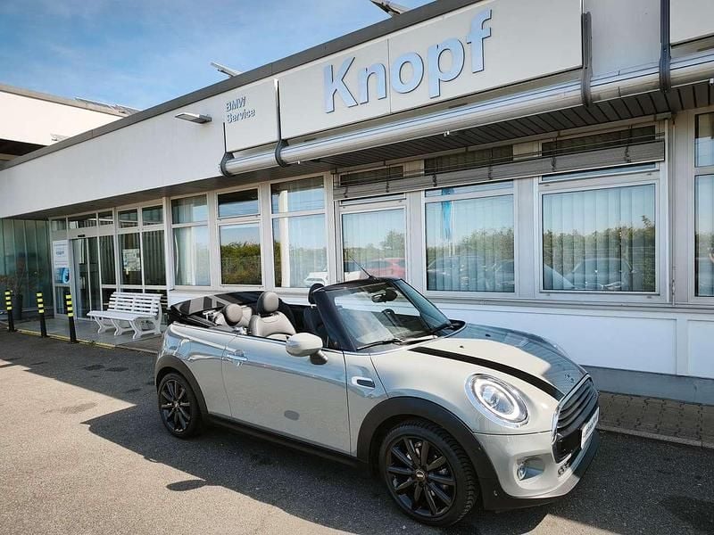 Gebraucht Mini Cooper Cabriolet 136 PS (100 kW) 2020 Moonwalk grey (metallic) Cabrio