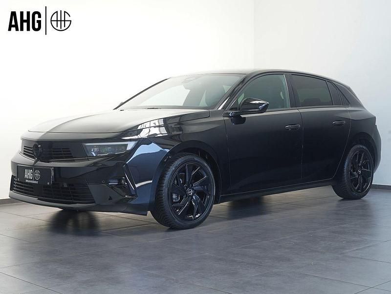 Gebraucht Opel Astra 131 PS (96 kW) 2024 Schwarz Limousine