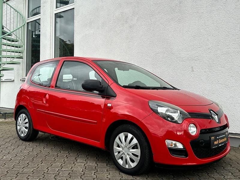 Rot Gebraucht 2012 Renault Twingo Expression Kleinwagen | 4.490 € (Etwas zu teuer) - Bild 1/4