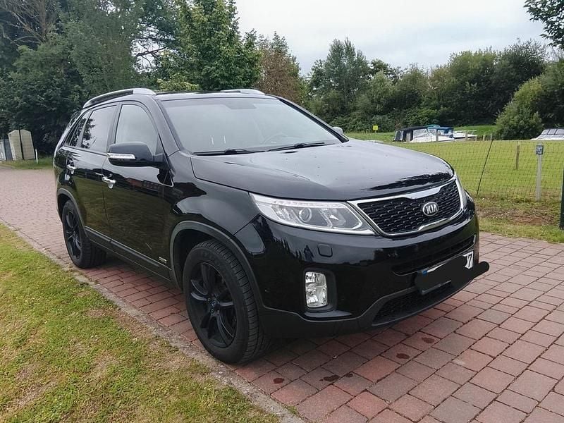 Schwarz Gebraucht 2013 Kia Sorento SUV | 10.999 € (Fairer Preis) - Bild 1/4