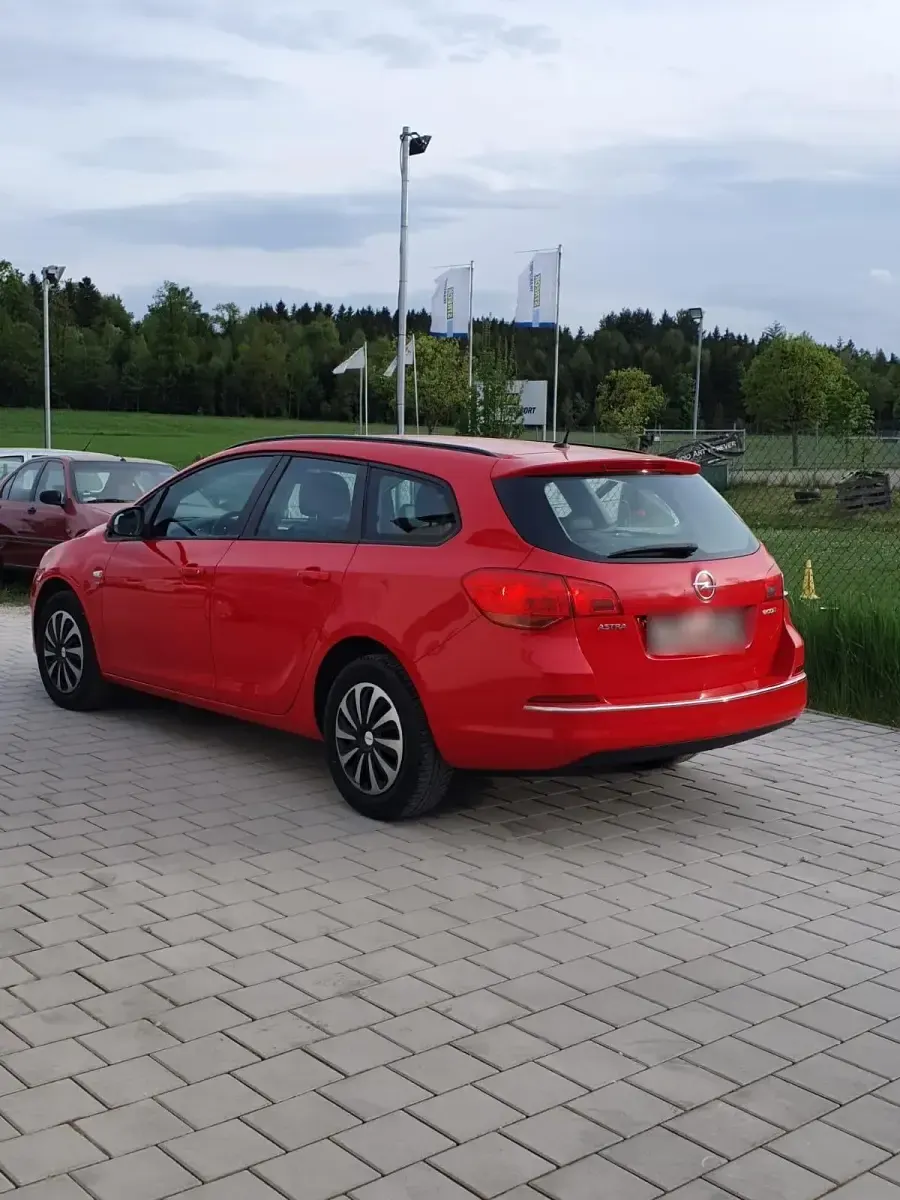 Usata Opel Astra 2014 Rosso Station wagon