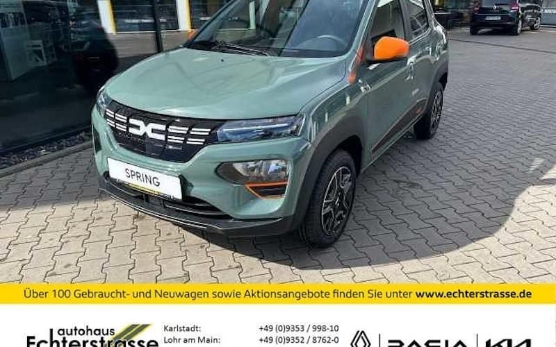 Olivgrün Gebraucht 2023 Dacia Spring Essentiel Kleinwagen | 14.950 € (Fairer Preis) - Bild 1/4