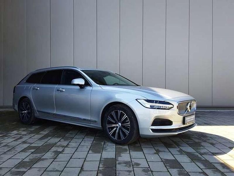 Gebraucht Volvo V90 Inscription 253 PS (186 kW) 2021 Bright silver (metallic) Kombi