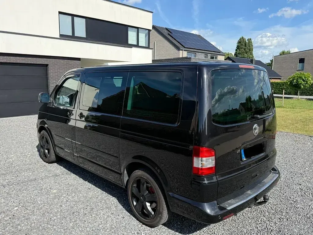 Gebraucht VW Multivan Highline 174 PS (127 kW) 2008 Schwarz Van / Kleinbus