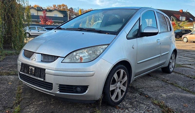 Silber Gebraucht 2006 Mitsubishi Colt Motion Kleinwagen | 950 € (Fairer Preis) - Bild 1/4