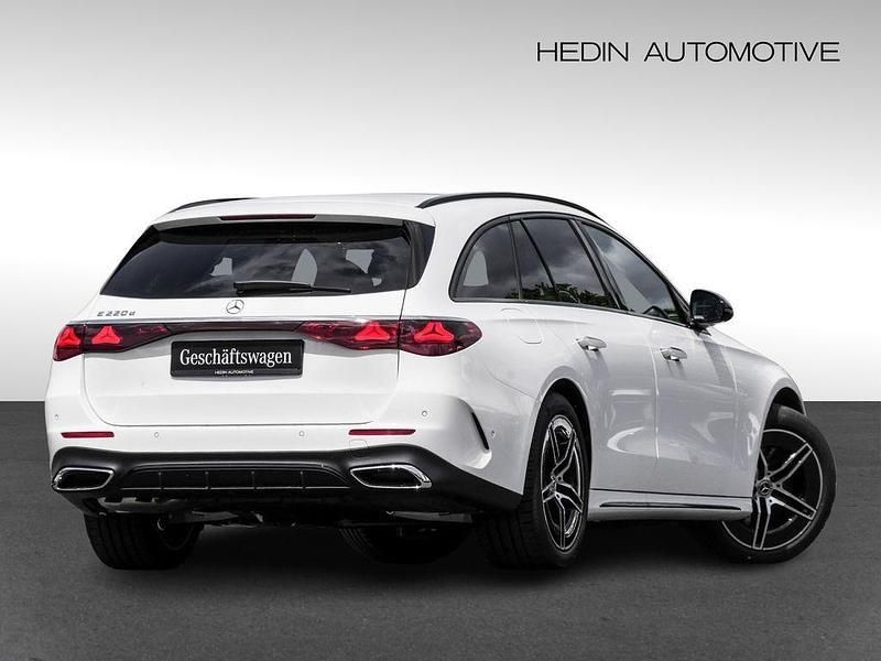 Gebraucht Mercedes E220 AMG line 197 PS (144 kW) 2025 Weiß unilack polarweiß Kombi
