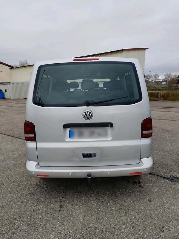 Gebraucht VW T5 131 PS (96 kW) 2007 Silber Van