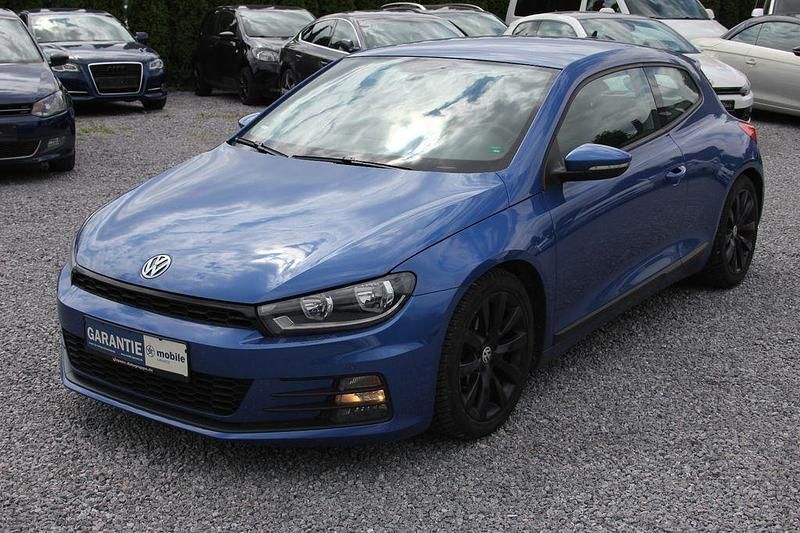 Blau Gebraucht 2014 VW Scirocco R Coupé | 8.999 € (Guter Preis) - Bild 1/4