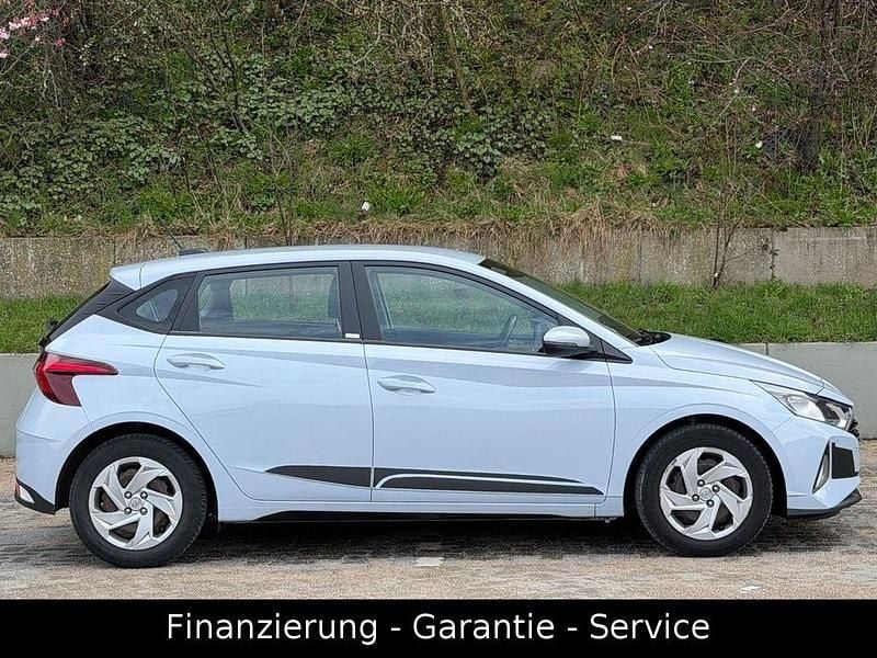 Gebraucht Hyundai i20 101 PS (74 kW) 2020 Blau Kleinwagen