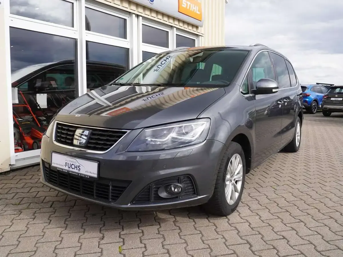 Gebraucht Seat Alhambra Style 150 PS (110 kW) 2021 Indisch grau metallic Van / Kleinbus