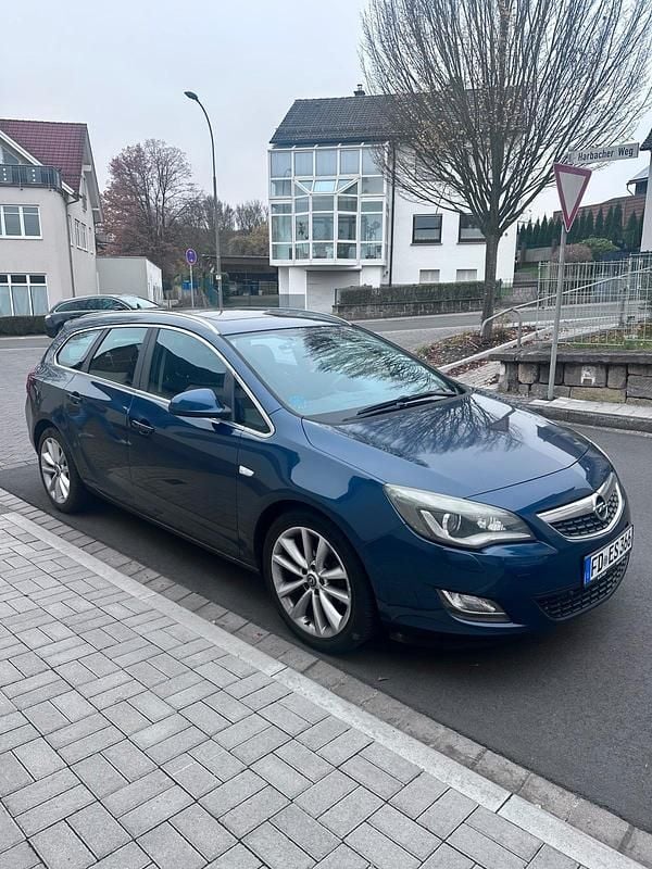 Gebraucht 2011 Opel Astra Kombi | 3.600 € - Bild 1/4