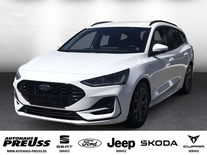 Weiß Gebraucht 2024 Ford Focus ST-Line X Limousine | 22.980 € (Fairer Preis) - Bild 1/4