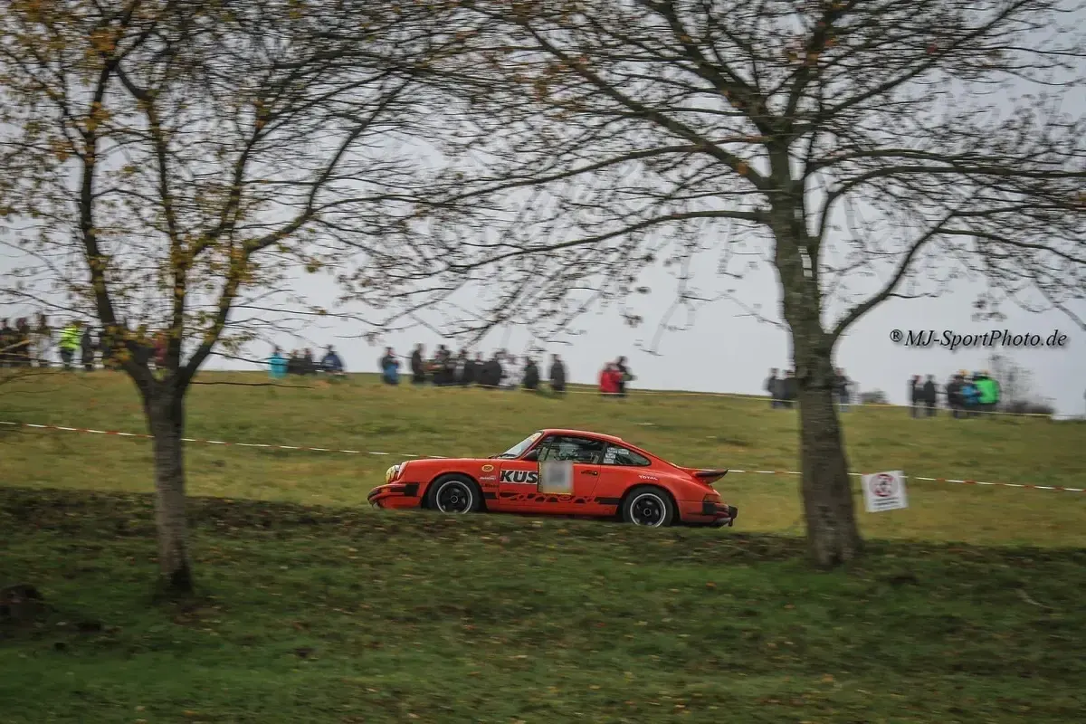 Gebraucht Porsche 911 Carrera 215 PS (158 kW) 1977 Orange Coupé