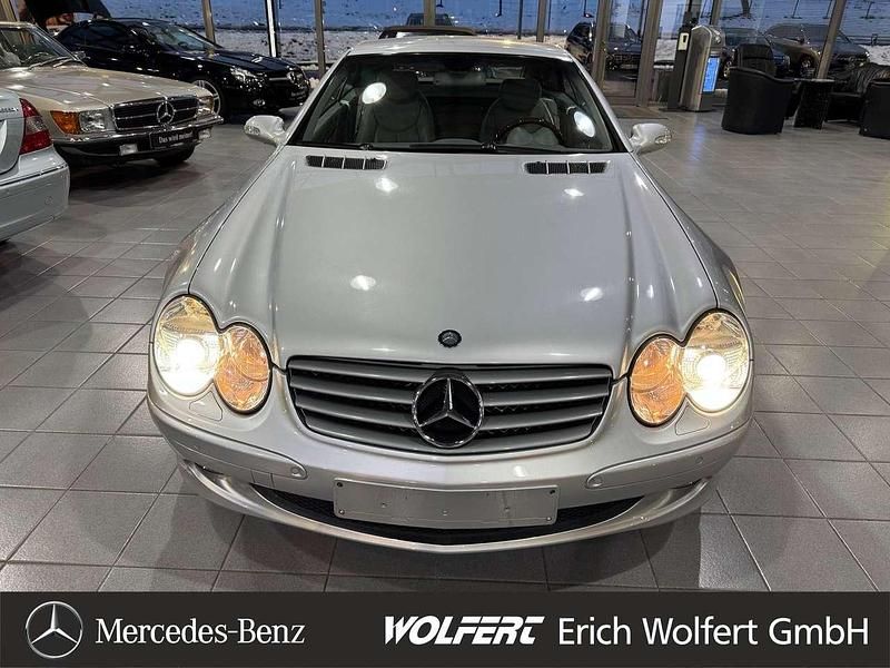 Gebraucht Mercedes SL350 245 PS (180 kW) 2003 Brillantsilber  metalliclack Cabrio