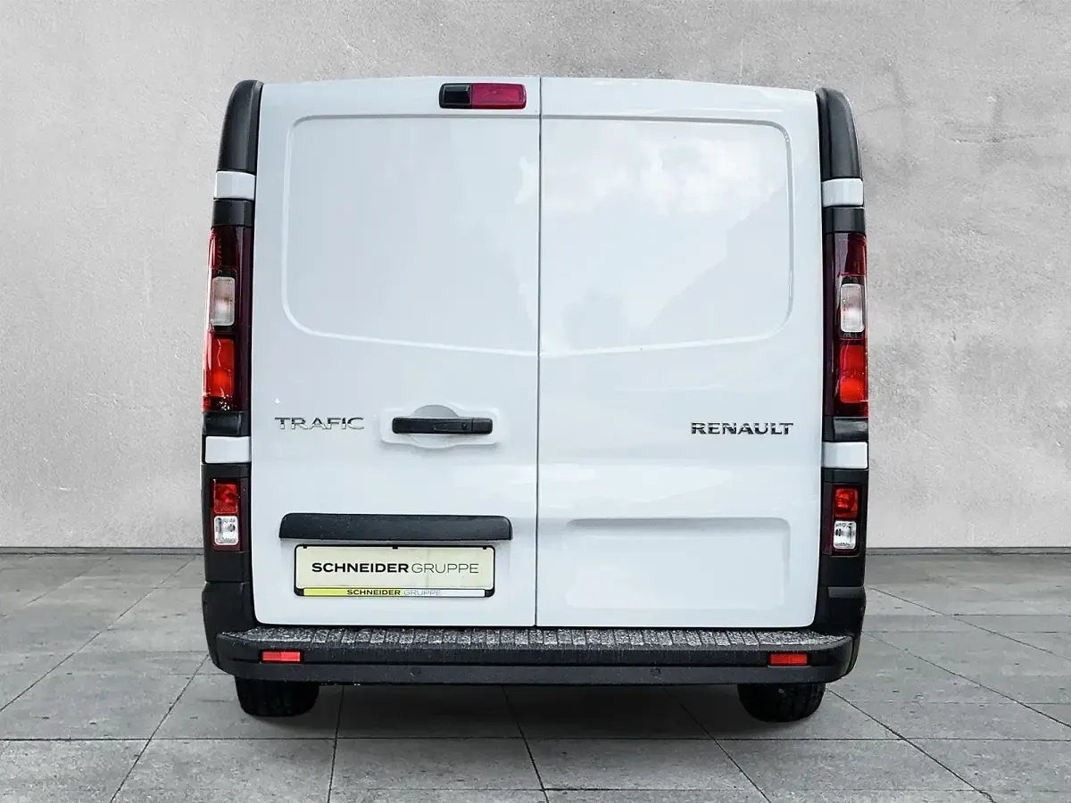 Gebraucht Renault Trafic Business 170 PS (125 kW) 2025 Weiß Van / Kleinbus