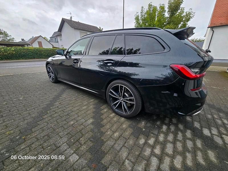 Schwarz Gebraucht 2020 BMW M340 Limousine | 35.500 € (Fairer Preis) - Bild 1/4