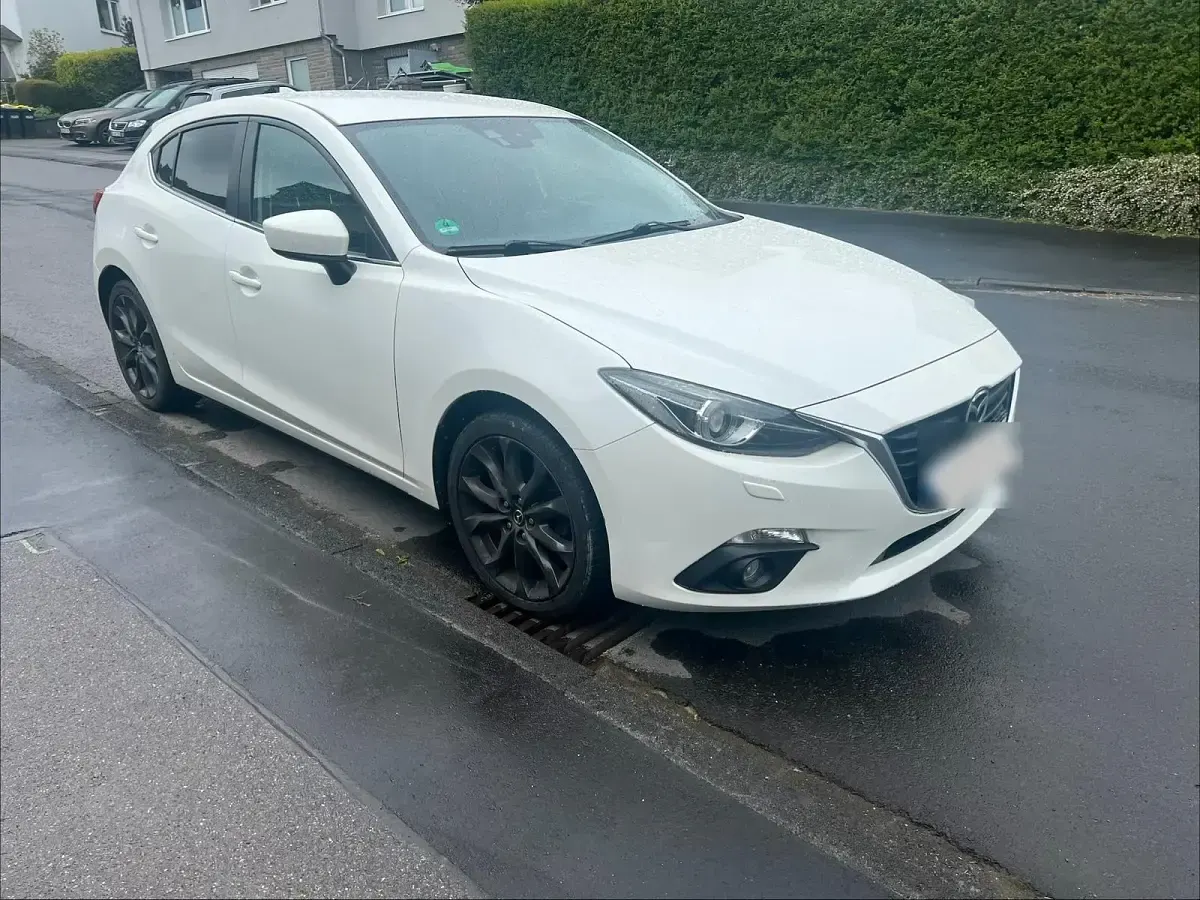 Gebraucht Mazda 3 150 PS (110 kW) 2017 Weiß Limousine