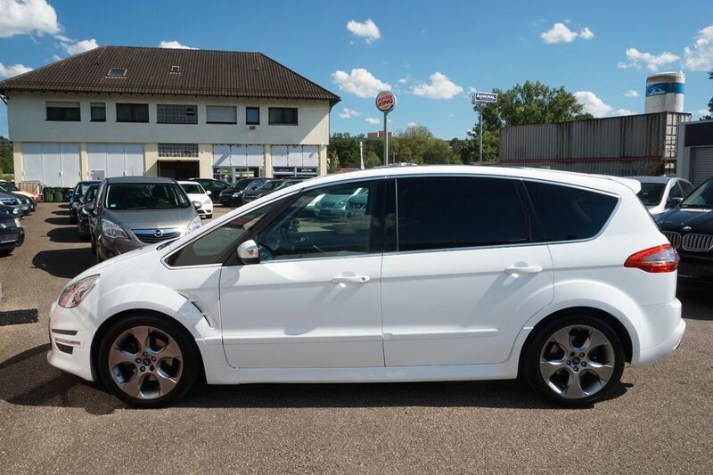 Gebraucht Ford S-MAX Titanium S 203 PS (149 kW) 2013 Weiß Van / Kleinbus