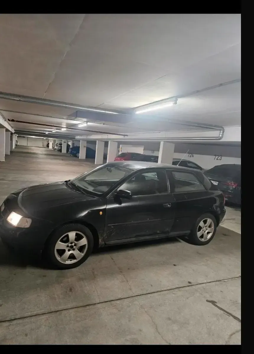 Second-hand Audi A3 90 CP (66 kW) 2000 Negru Hatchback
