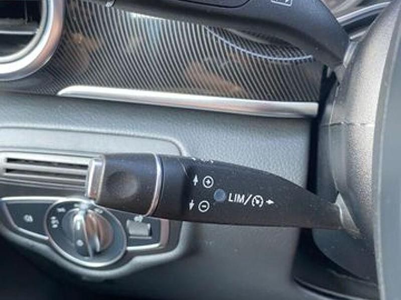 Gebraucht Mercedes V220 163 PS (119 kW) 2017 Andere Van / Kleinbus