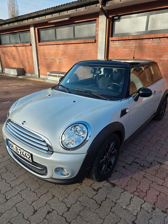 Gebraucht Mini Cooper 122 PS (89 kW) 2010 Silber Kleinwagen