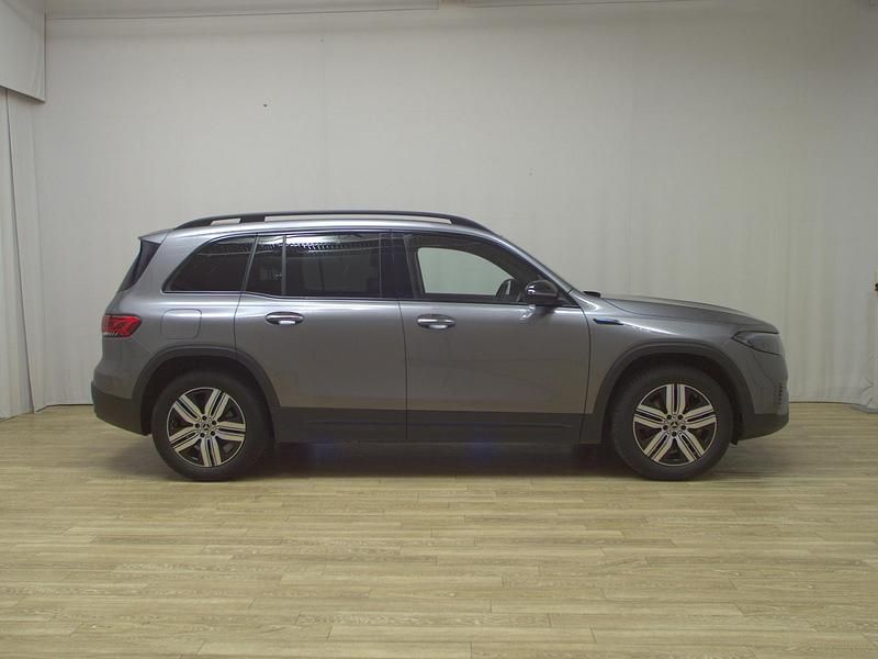 Gebraucht Mercedes EQB250 Progressive 139 kW (190 PS) 2022 Mountaingrau met SUV