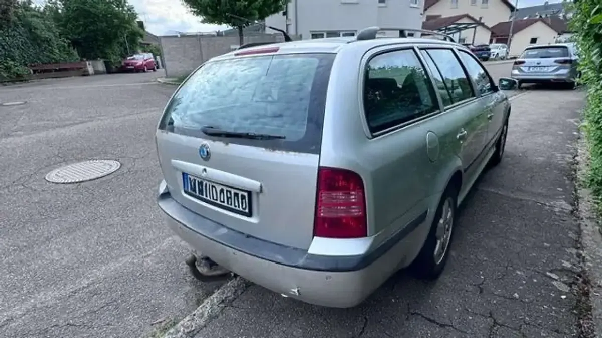 Brugt Skoda Octavia Elegance 110 HK (80 kW) 2003 Stationcar