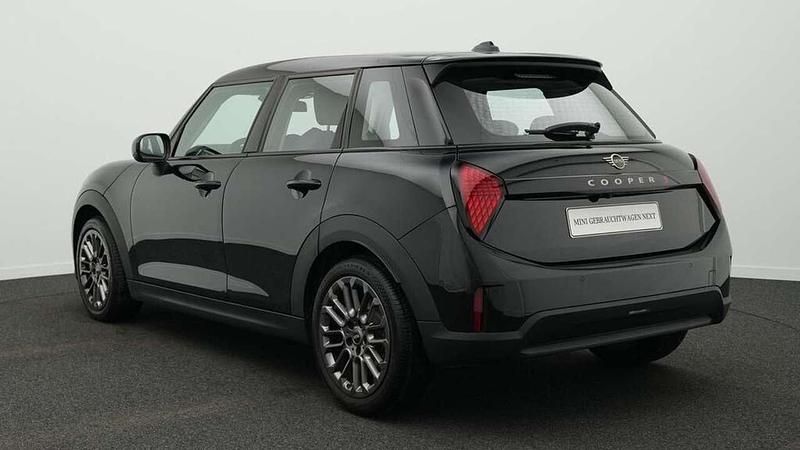 Second-hand Mini Cooper S 204 CP (150 kW) 2025 Argintiu Hatchback