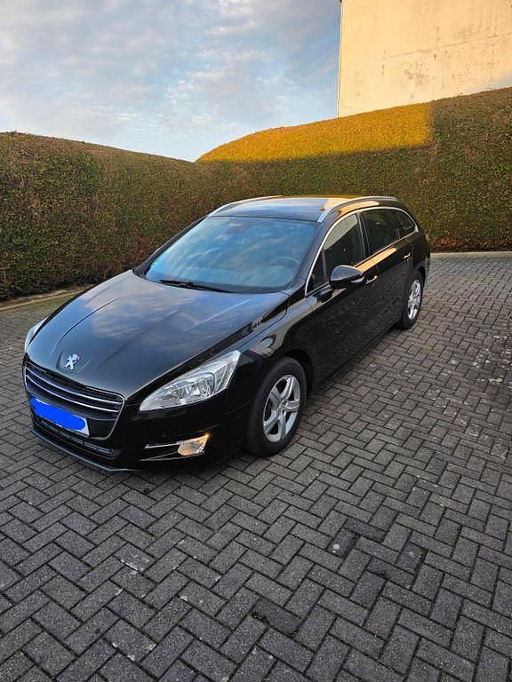 Gebraucht Peugeot 508 SW Allure 156 PS (114 kW) 2012 Schwarz Kombi