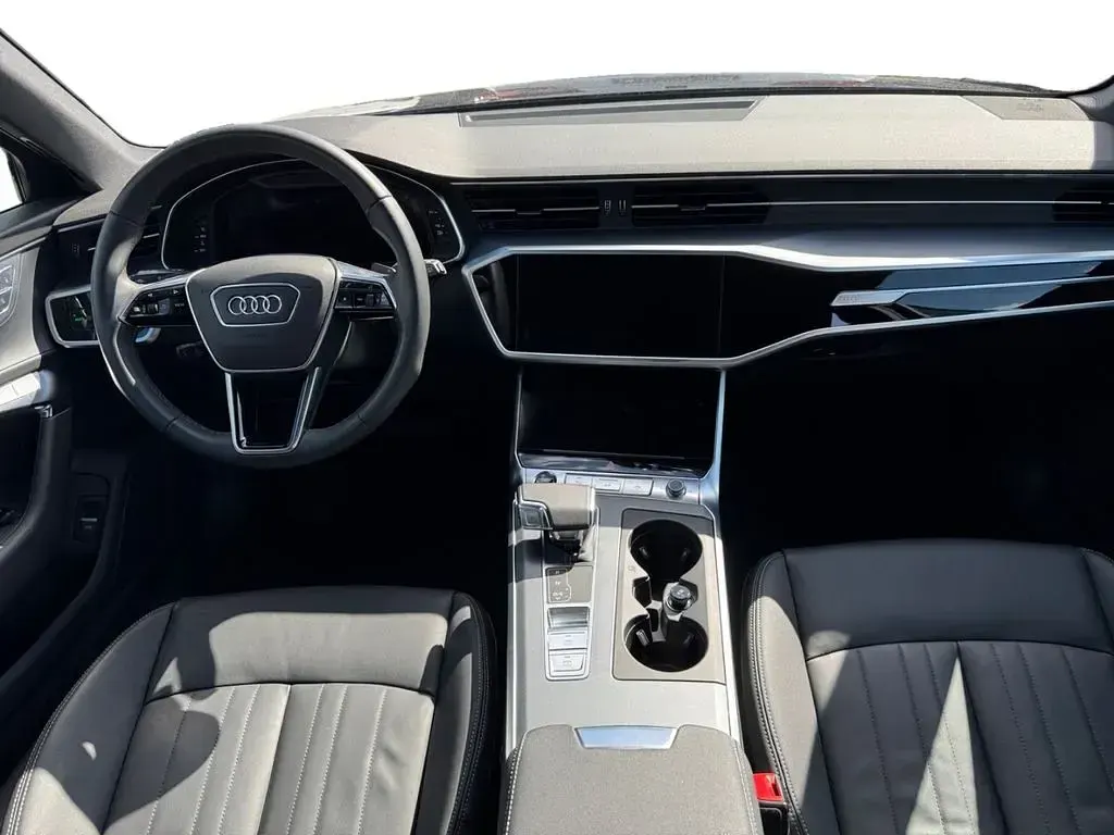 Gebraucht Audi A6 S-Line 204 PS (150 kW) 2025 Blau Kombi
