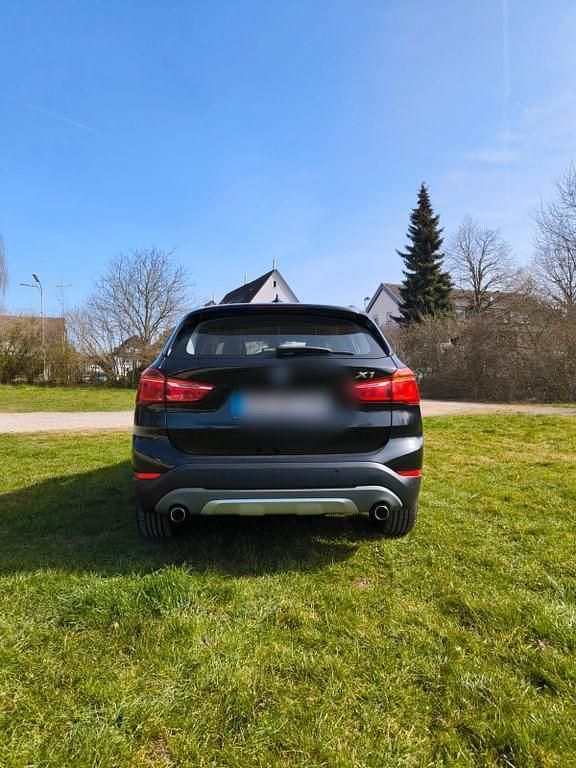 Gebraucht BMW X1 xLine 190 PS (139 kW) 2016 Schwarz SUV