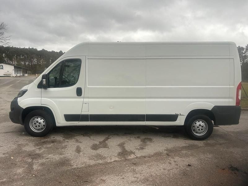 Gebraucht Peugeot Boxer 136 PS (100 kW) 2015 Weiß Van