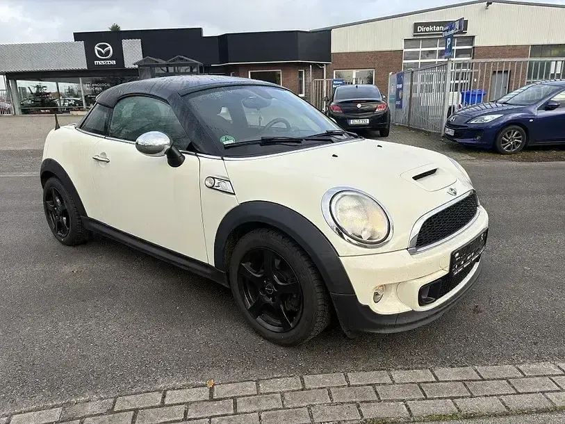 Gebraucht Mini Cooper SD 143 PS (105 kW) 2015 Weiß Kleinwagen
