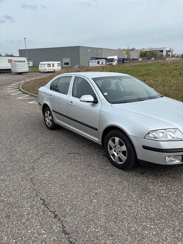 Gebraucht Skoda Octavia 105 PS (77 kW) 2005 Grün Limousine