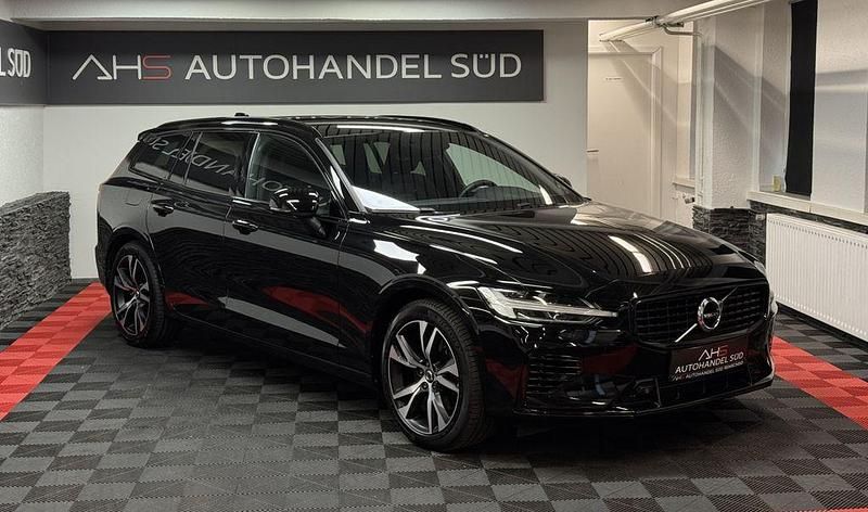 Gebraucht Volvo V60 R-Design 253 PS (186 kW) 2021 Schwarz Kombi