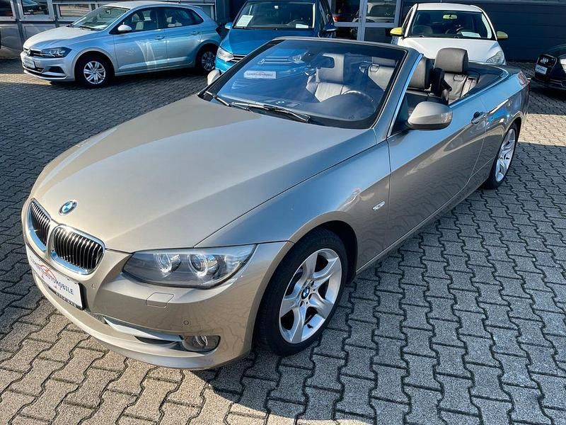 Gebraucht BMW 325 Cabriolet Comfort Edition 218 PS (160 kW) 2010 Braun Cabrio