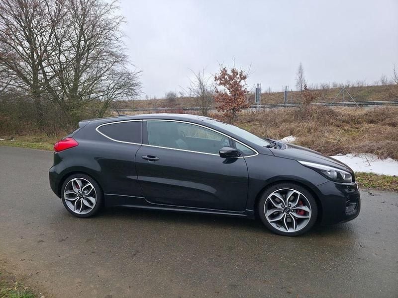 Gebraucht Kia Ceed GT GT-Track 204 PS (150 kW) 2015 Schwarz Limousine