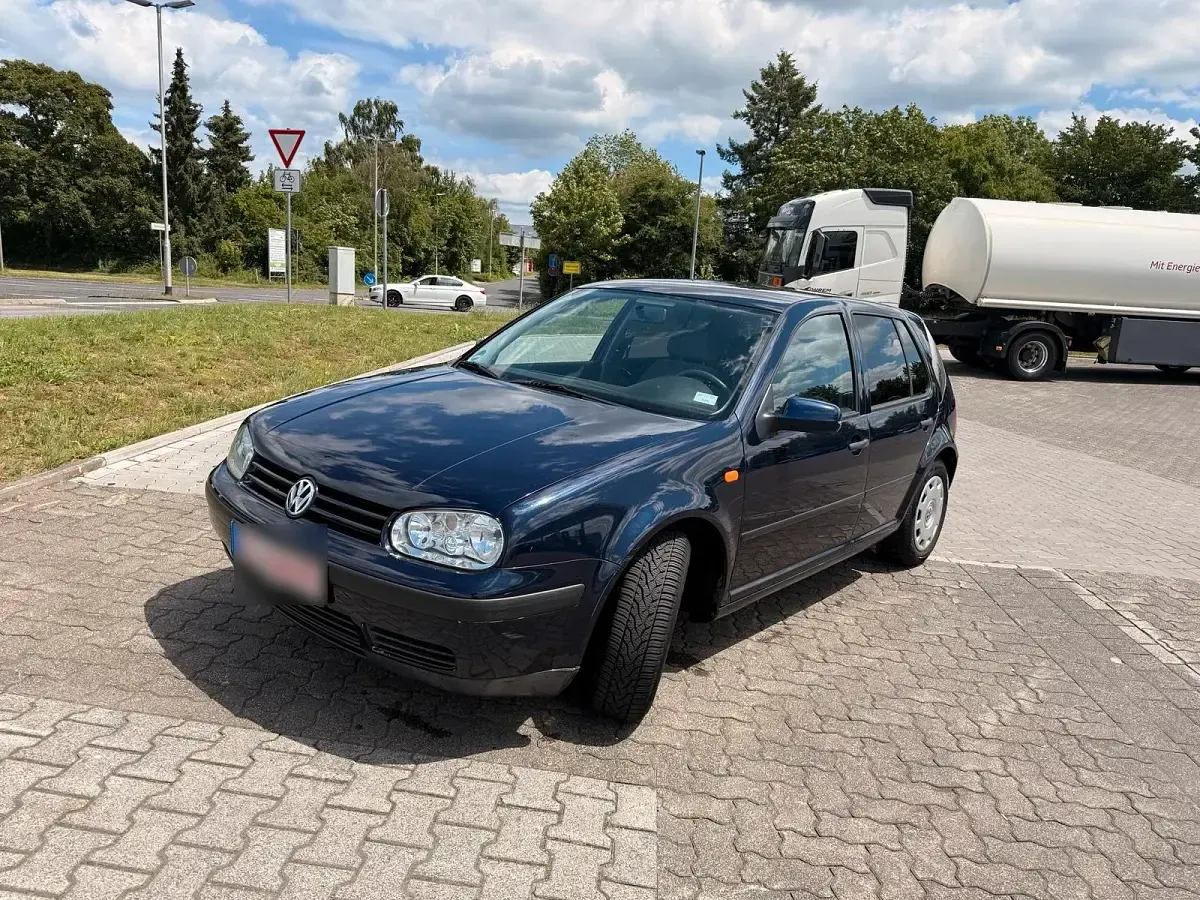 Gebraucht VW Golf IV 101 PS (74 kW) 1998 Blau Kleinwagen