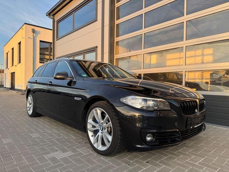 Schwarz Gebraucht 2013 BMW 525 Sport Line Kombi | 9.990 € (Guter Preis) - Bild 1/4