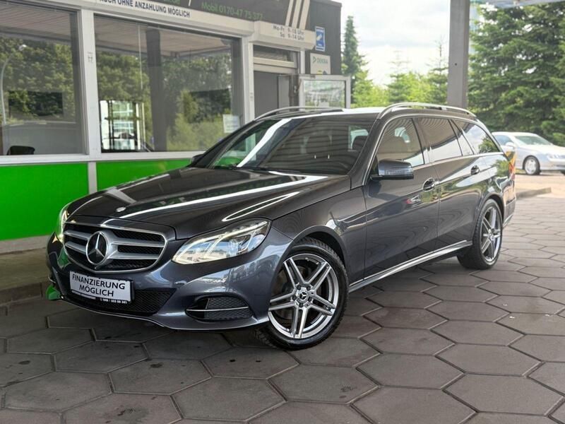 Grau Gebraucht 2015 Mercedes E300 Kombi | 12.990 € (Etwas zu teuer) - Bild 1/3
