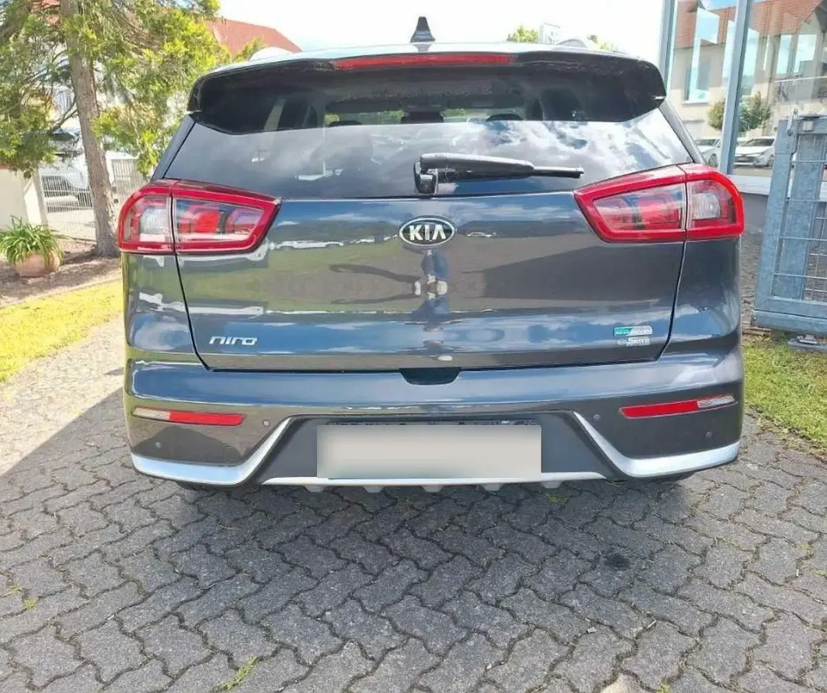 Gebraucht Kia Niro Vision 141 PS (103 kW) 2019 Grau SUV