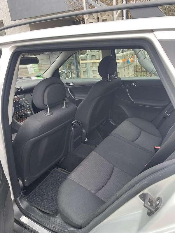 Gebraucht Mercedes 200 163 PS (119 kW) 2004 Silber
