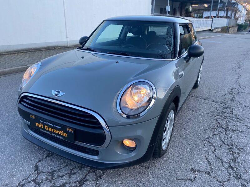 Grau Gebraucht 2016 Mini ONE Kleinwagen | 9.990 € (Guter Preis) - Bild 1/4