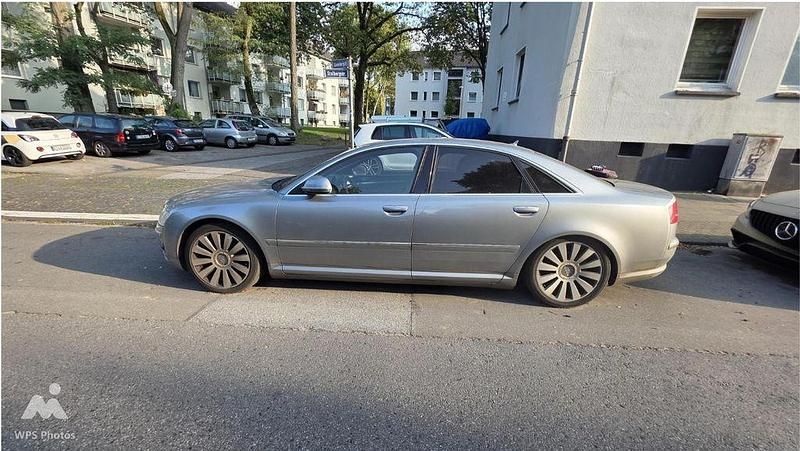 Silber Gebraucht 2008 Audi A8 Ambiente Limousine | 3.500 € (Superpreis) - Bild 1/4