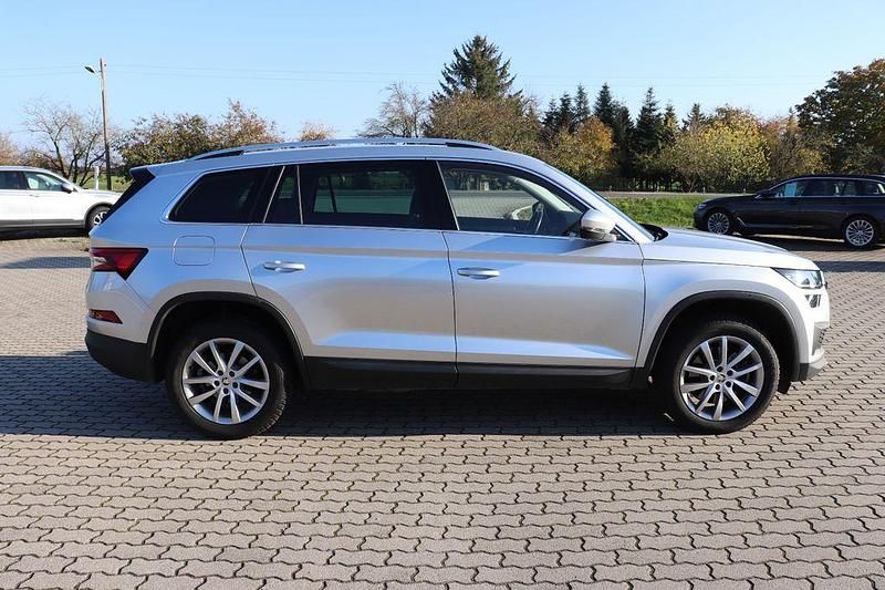 Silber Gebraucht 2022 Skoda Kodiaq Style SUV | 33.490 € (Guter Preis) - Bild 1/4