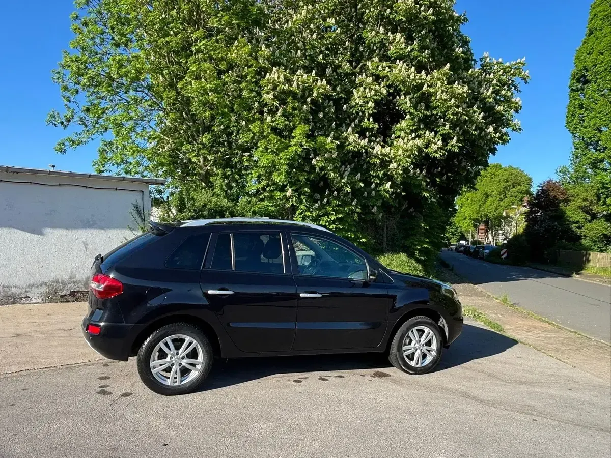 Gebraucht Renault Koleos 177 PS (130 kW) 2012 Schwarz SUV