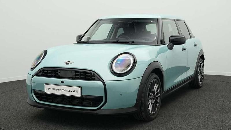 Grün Gebraucht 2024 Mini Cooper Classic Kleinwagen | 29.111 € (Fairer Preis) - Bild 1/4