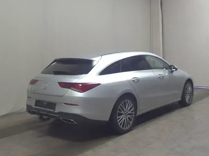 Gebraucht Mercedes CLA220 Shooting Brake Progressive 190 PS (139 kW) 2023 Silber Kombi